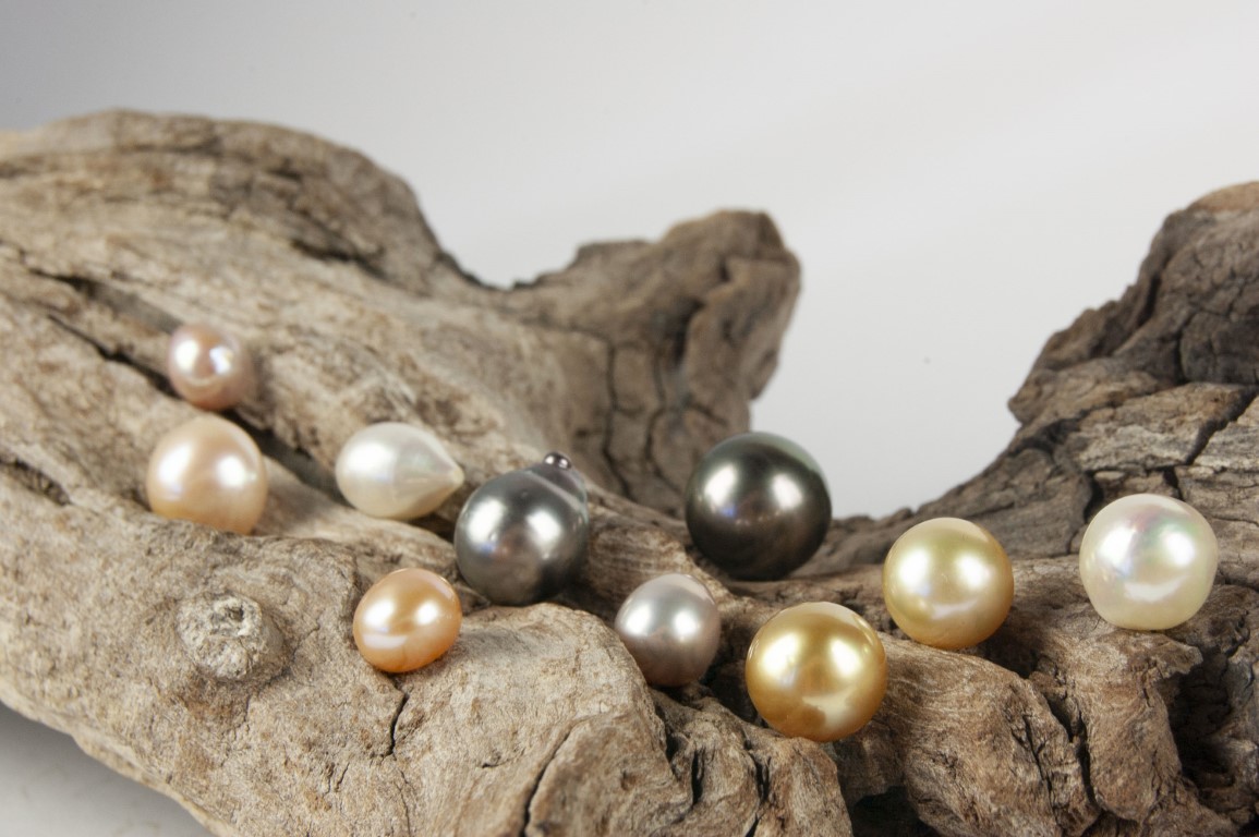 Pearls of various colors
